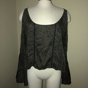 Abercrombie & Fitch off the shoulder NEVER WORN